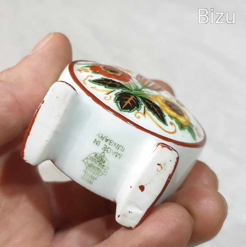 Régi Zsolnay kulacs