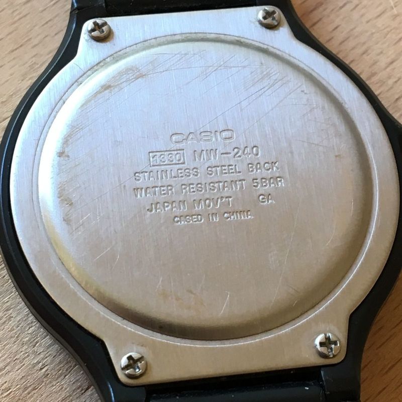 Casio kvarc karóra