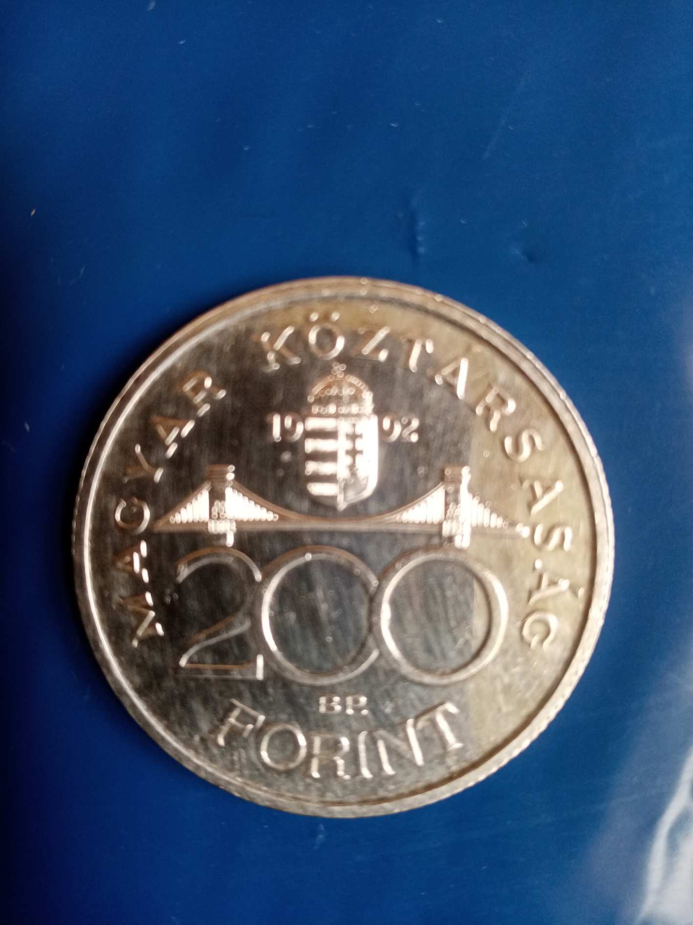 Ezüst 200 Ft érme 1992