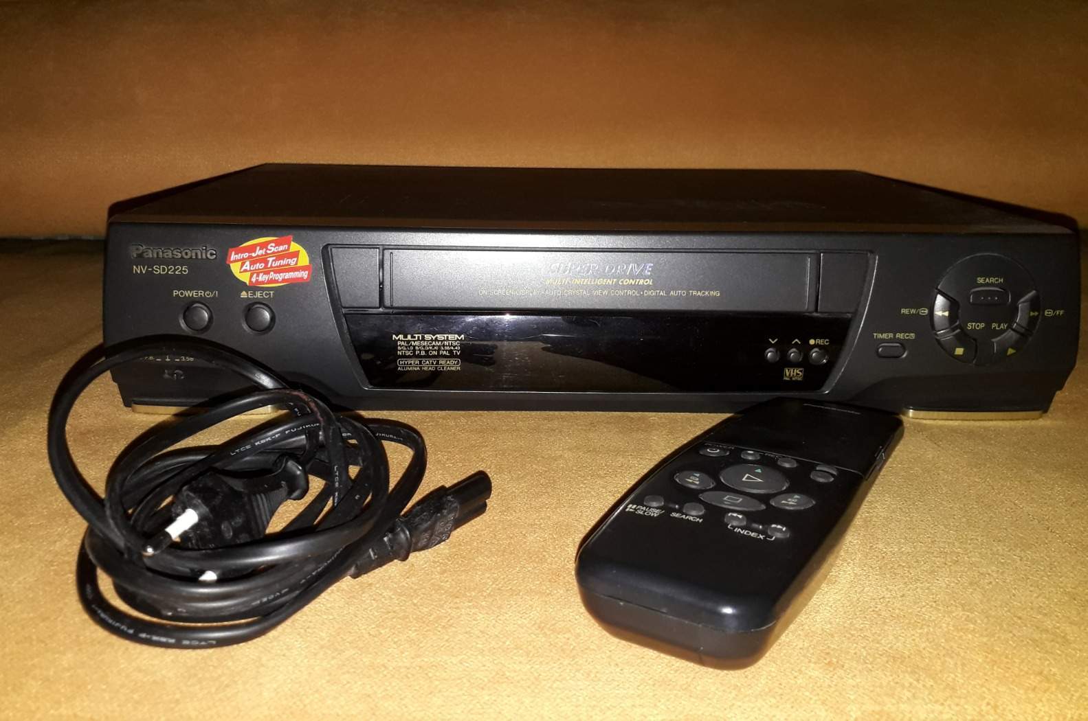 PANASONIC NV-SD 225 videómagnó