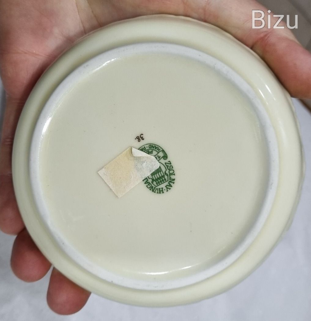 Zsolnay porcelán tálka