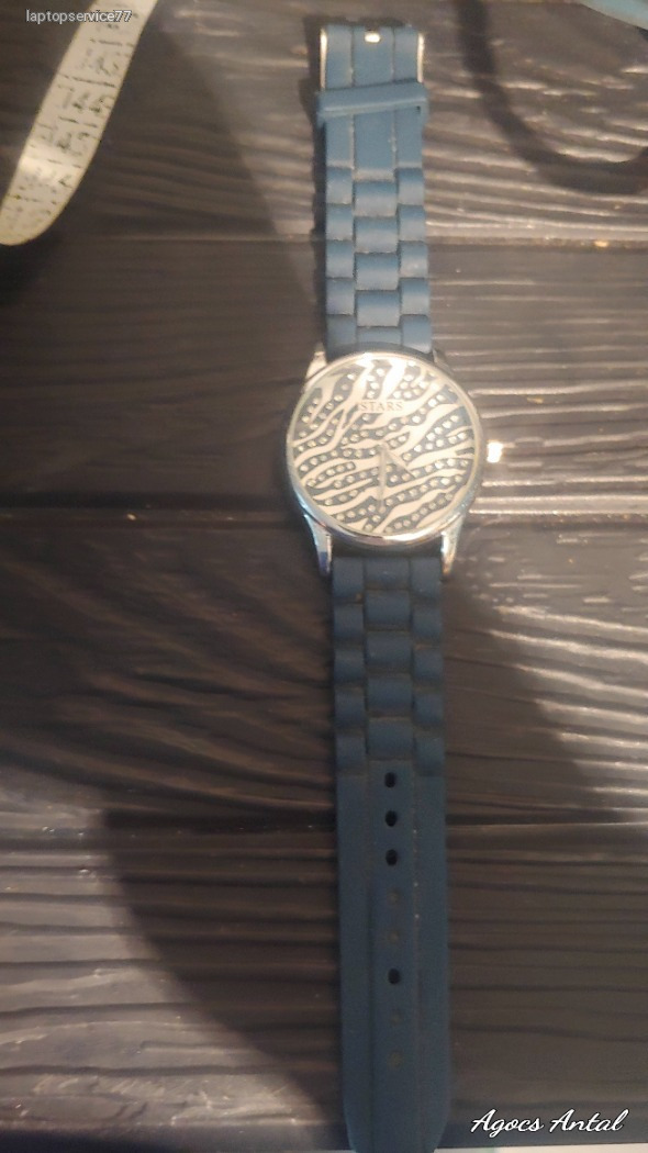 QUARTZ  nöi karóra mintás