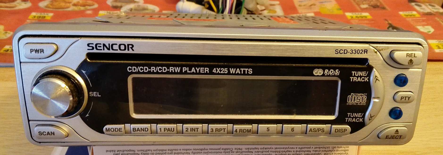 Sencor autórádió SCD-3302R