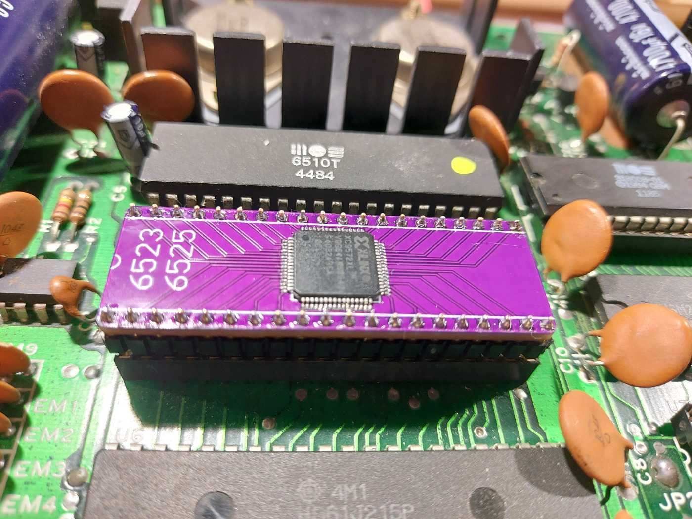 MOS 6523 (6525) IC helyettesítő (Commodore 1551 IC)