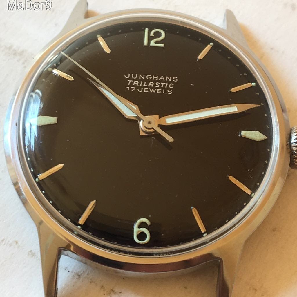 Junghans acéltokos karóra
