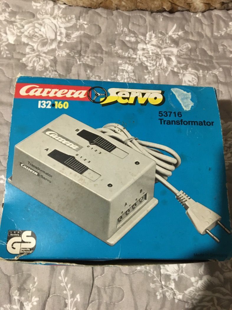 Dobozos Carrera Servo transformátor