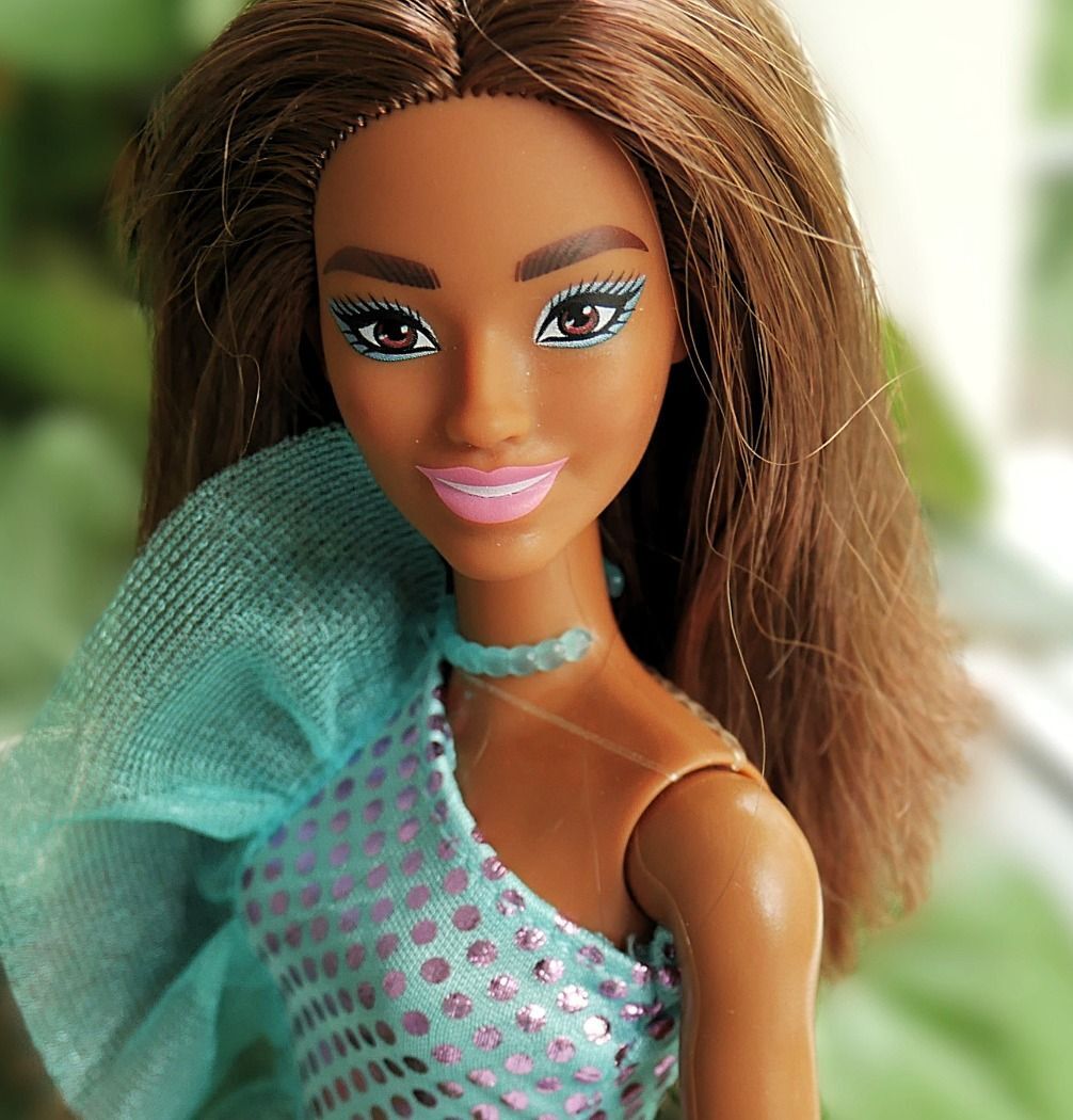 Barbie baba - Mattel  2015