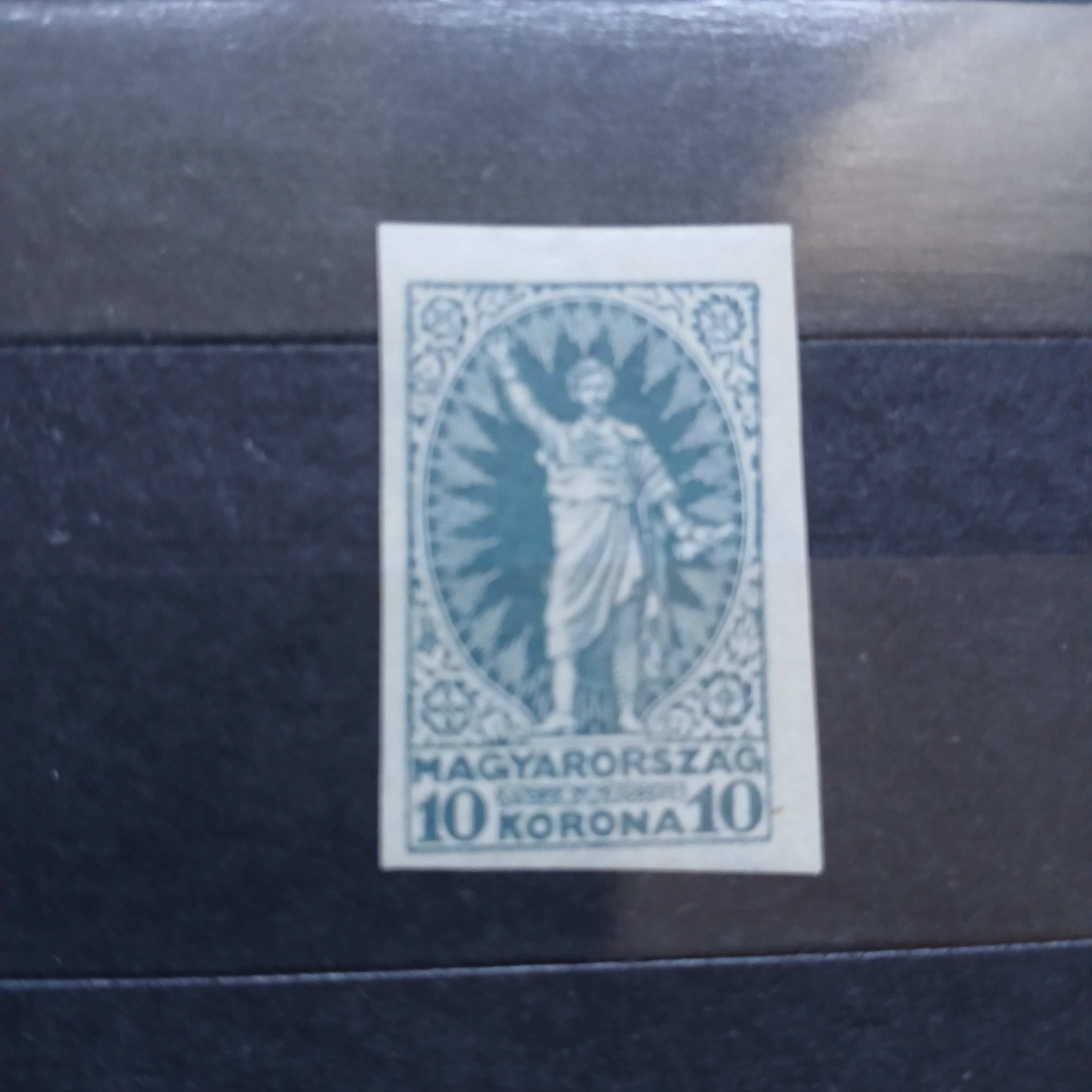 Vágott 1924 Petőfi 10K postatiszta hibátlan