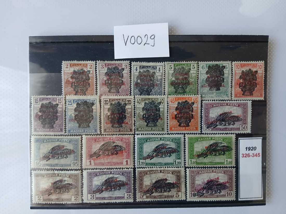 V0029 Magyar bélyeg 1920 326-345 falcos  postatiszta