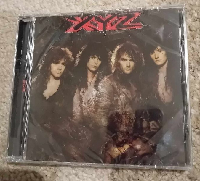 XYZ-XYZ