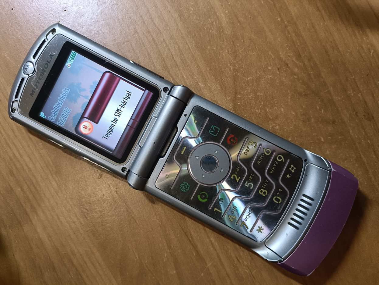 Motorola Razr V3i kártyafüggetlen