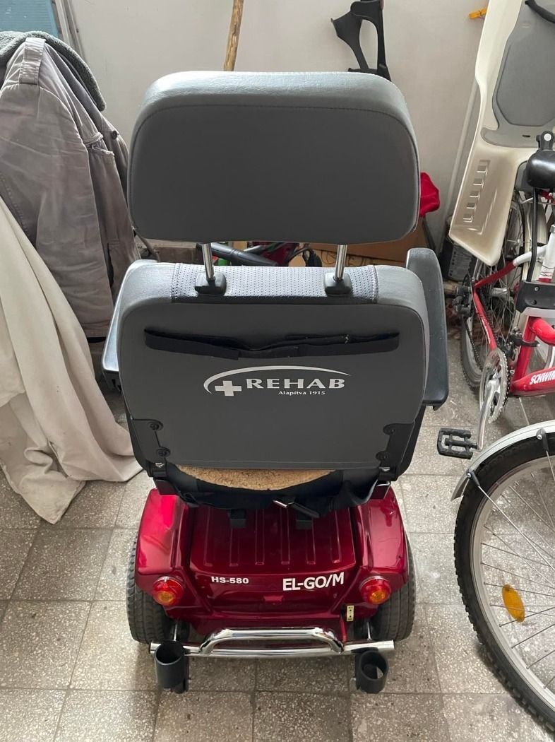 EL-GO elektromos robogó
