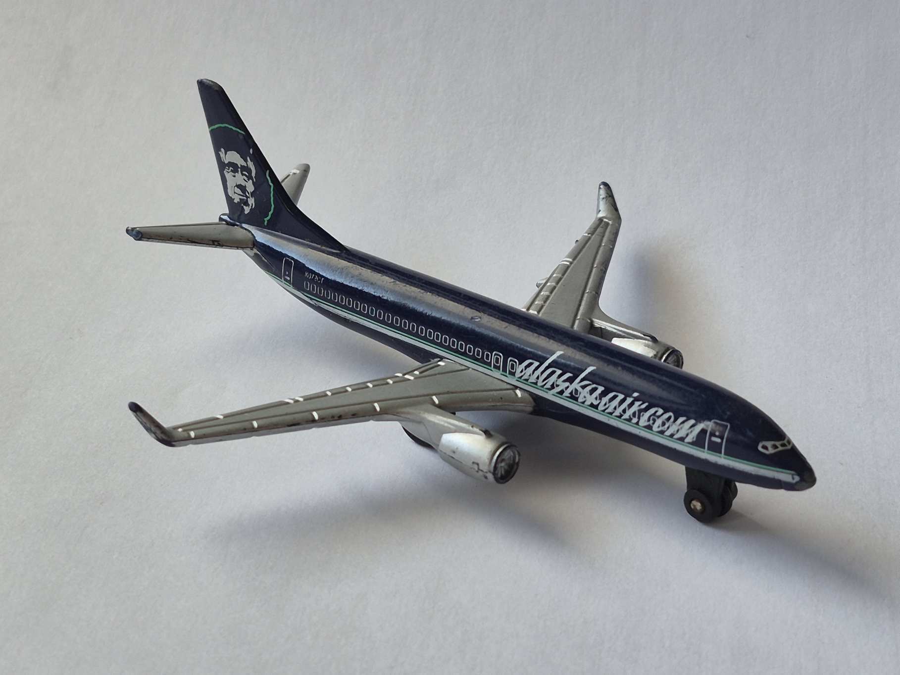 Matchbox Boeing 737