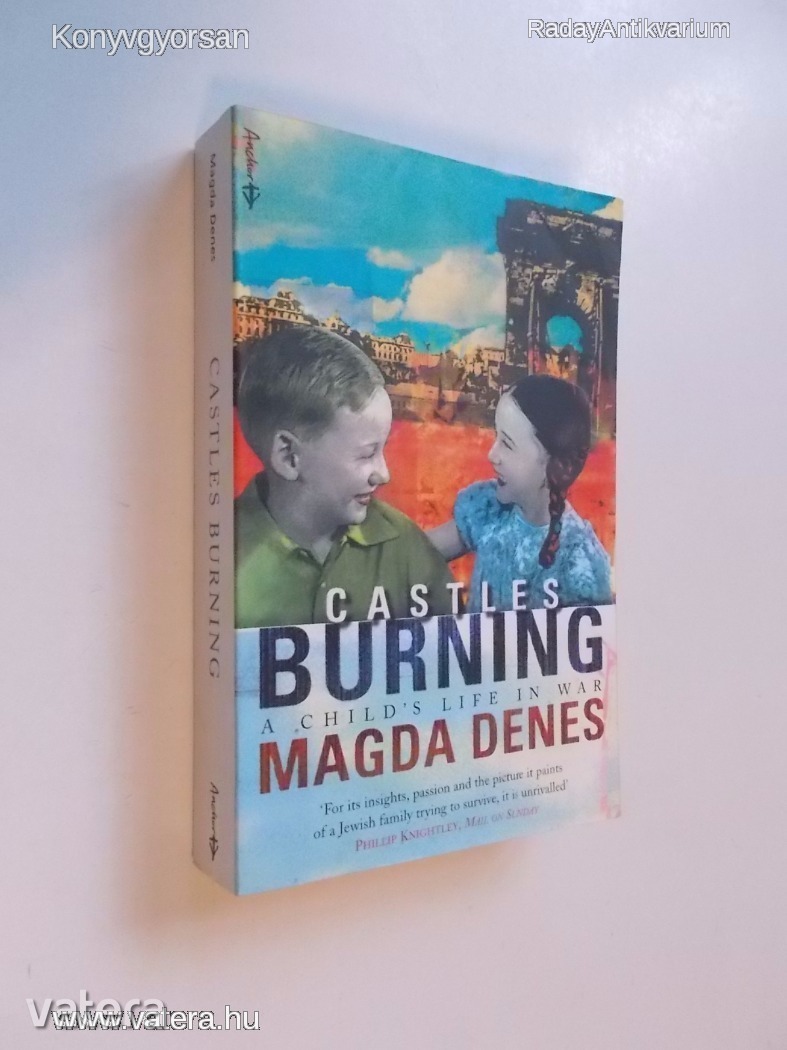 Magda Denes: Castles Burning (*76)
