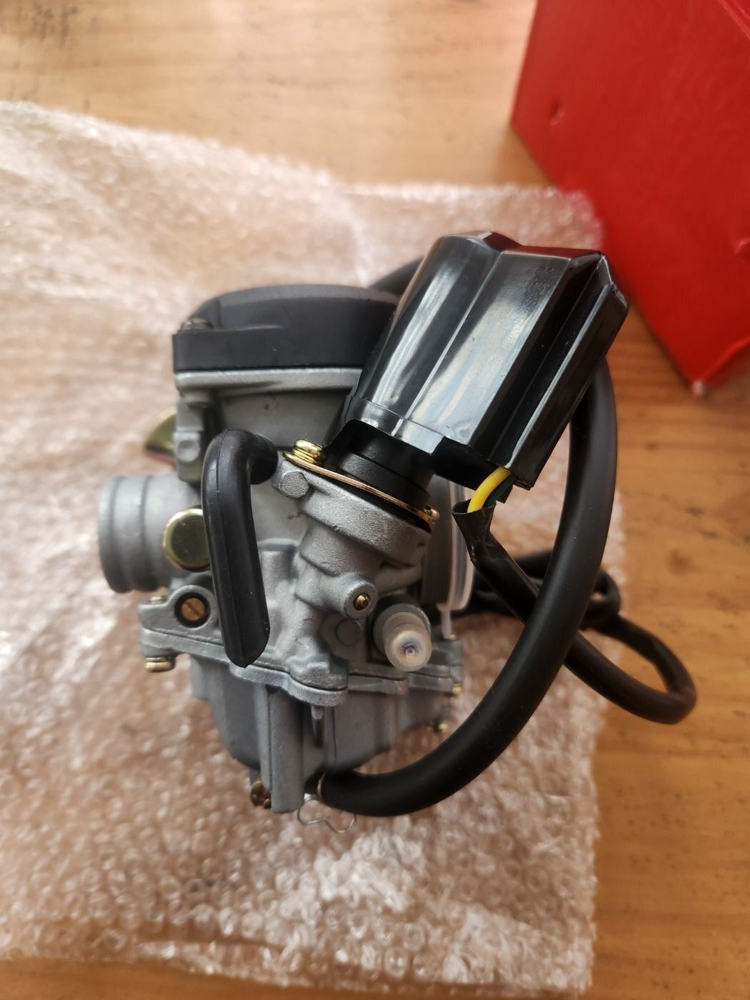 Kymco 50 4T karburátor.