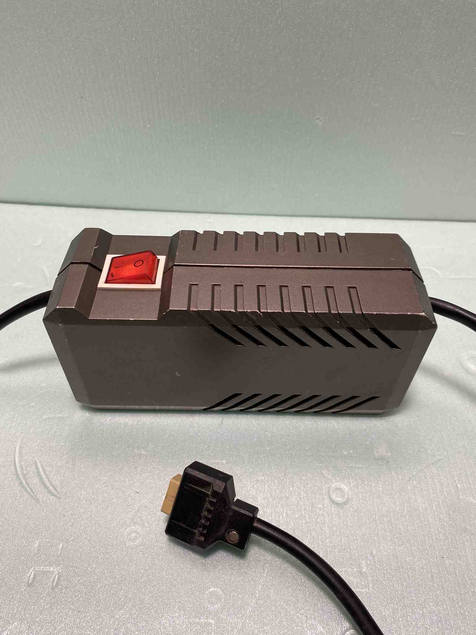 Videoton tv computer táp 2.