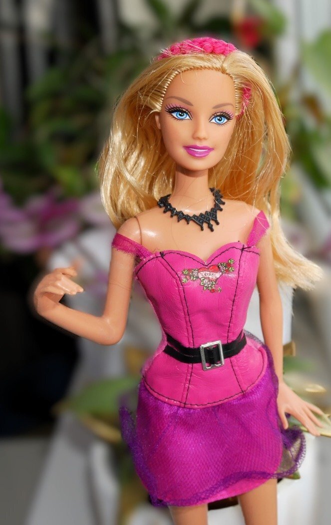 Mattel  Barbie baba