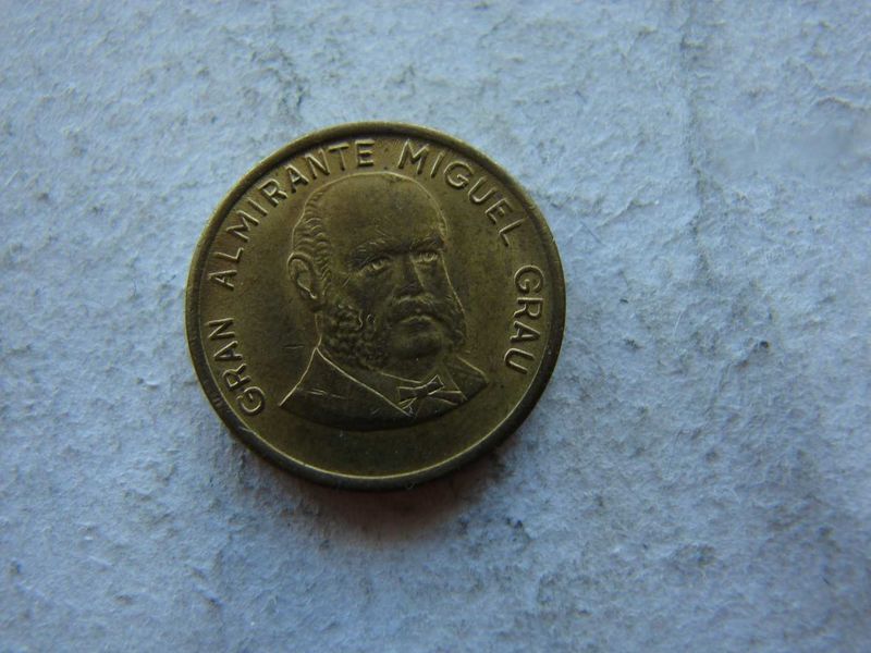 PERU 10 CENTIMOS, 1985. 1 DB.