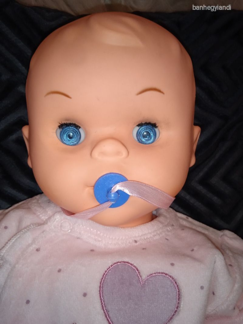 Retro nagy síró csecsemő baba 54 cm