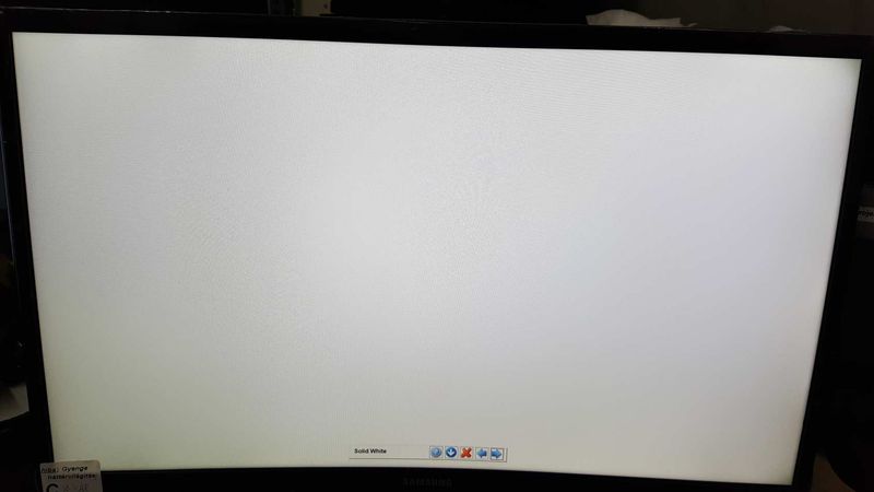 Samsung C24F390FHU