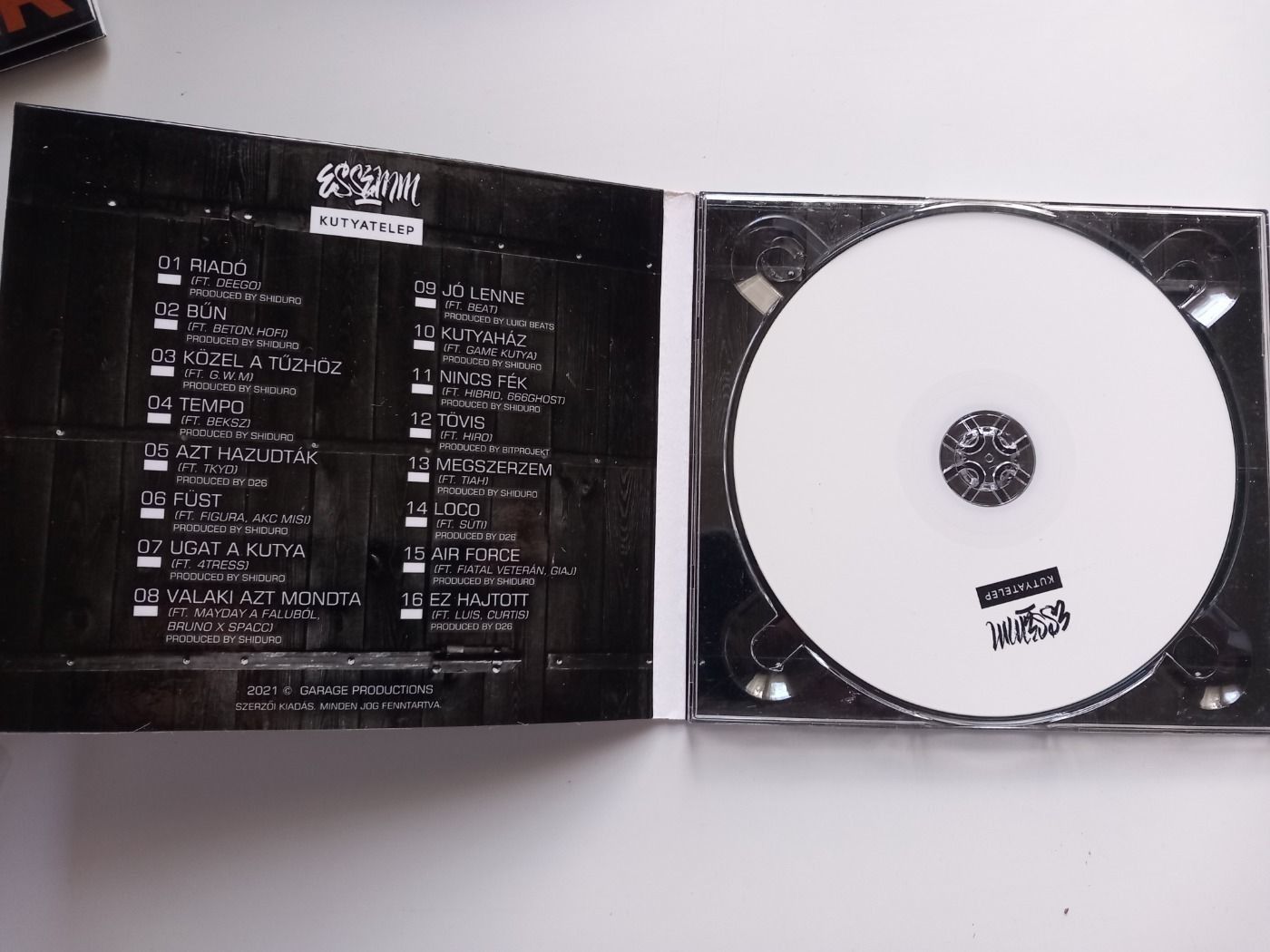 Essemm Kutyatelep CD