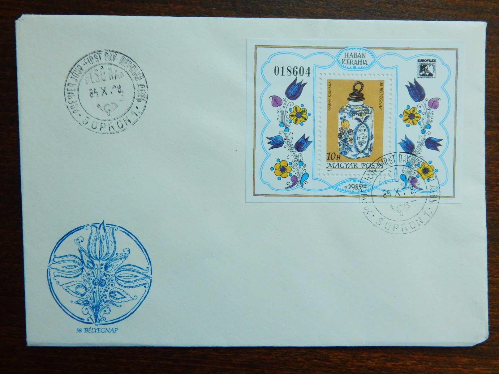 FDC 1985. Bélyegnap (58.) - Habán kerámia Gyógyszertartó edény 1774-ből - blokkal