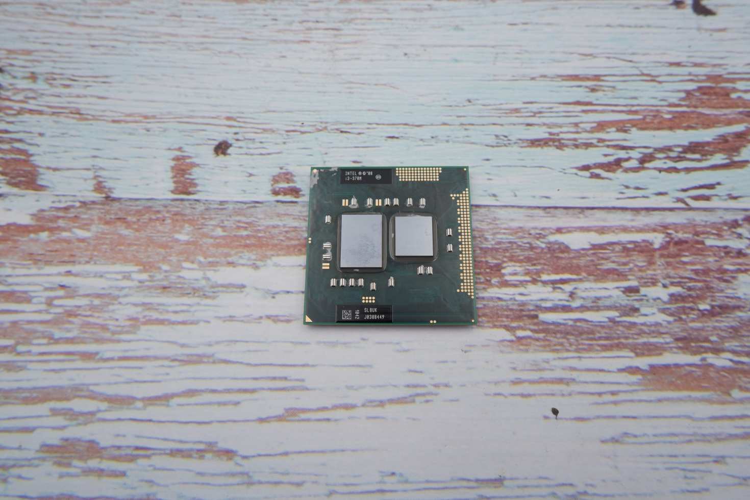 Intel Core i3-370M laptop processzor Socket G1 SLBUK