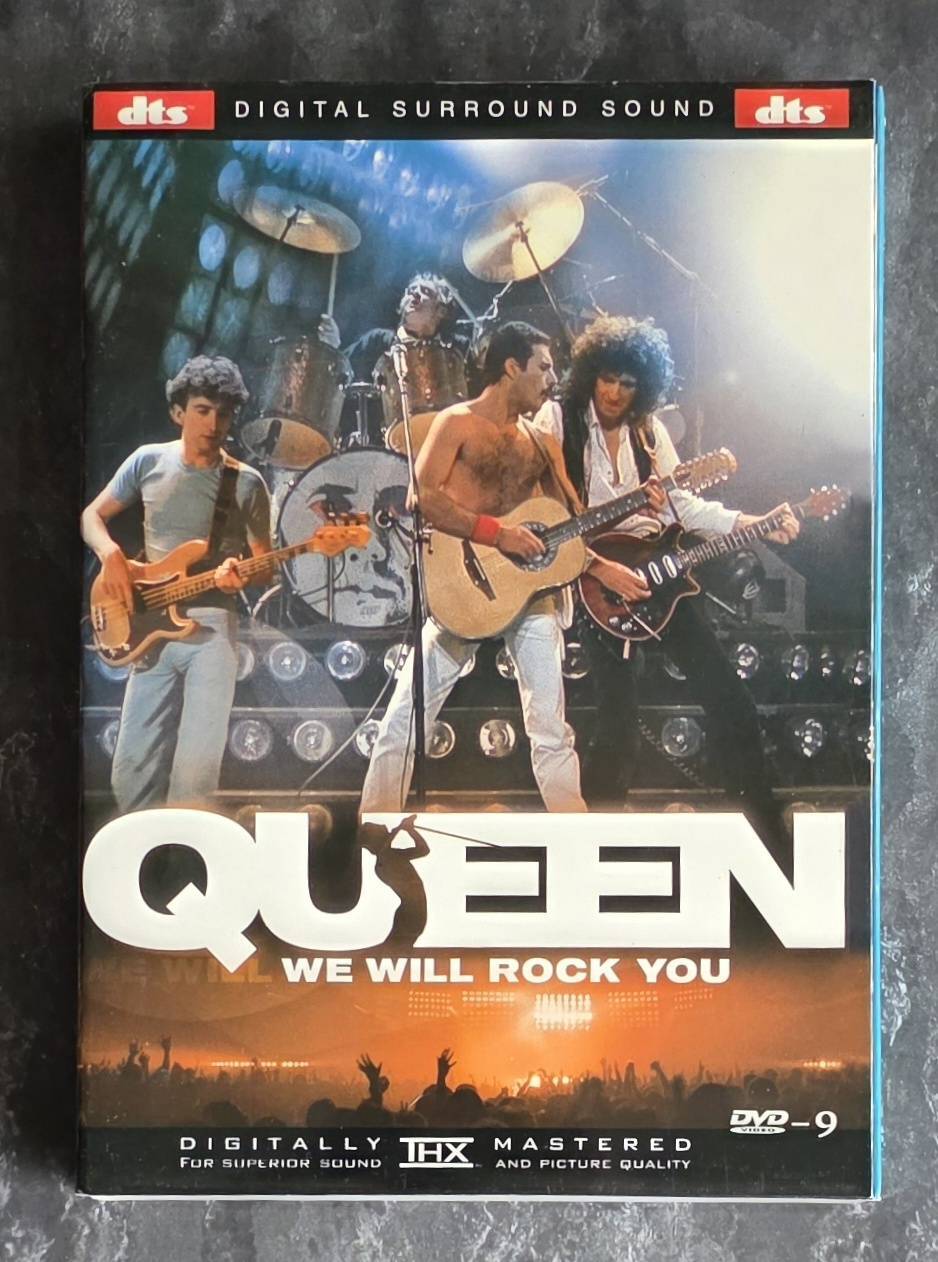 Queen - We Will Rock You