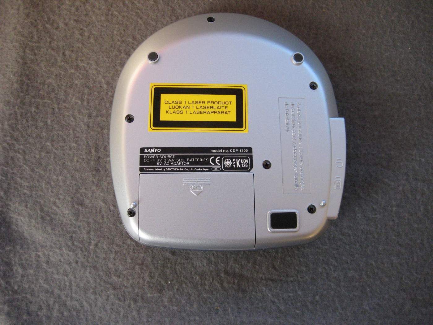 új, SANYO CDP-1300 discman