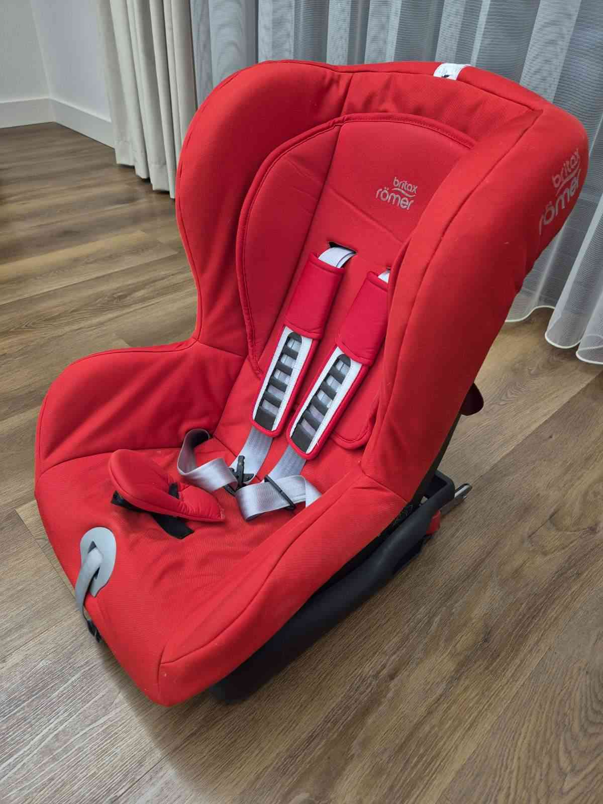 Gyerekülés Britax Römer isofix
