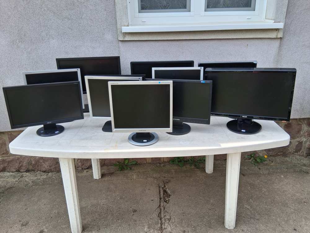 monitor több egyben