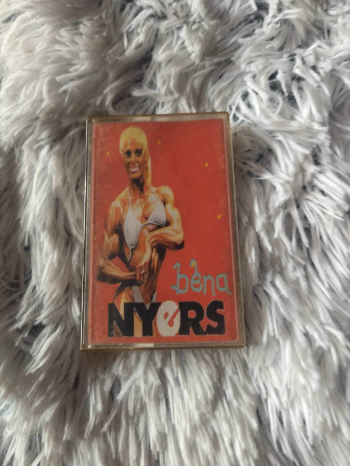 Nyers      Béna   kazetta