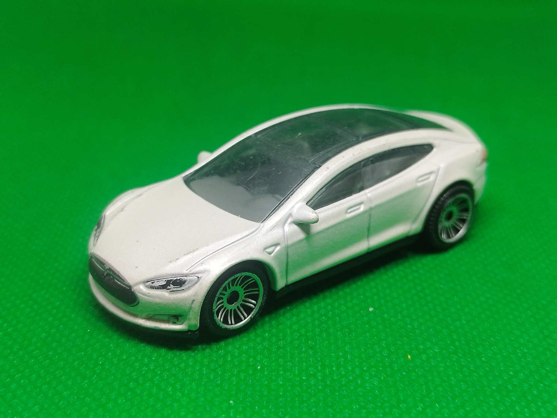 Matchbox Tesla Model S