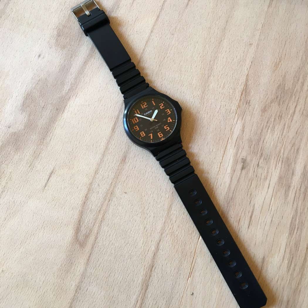 Casio kvarc karóra