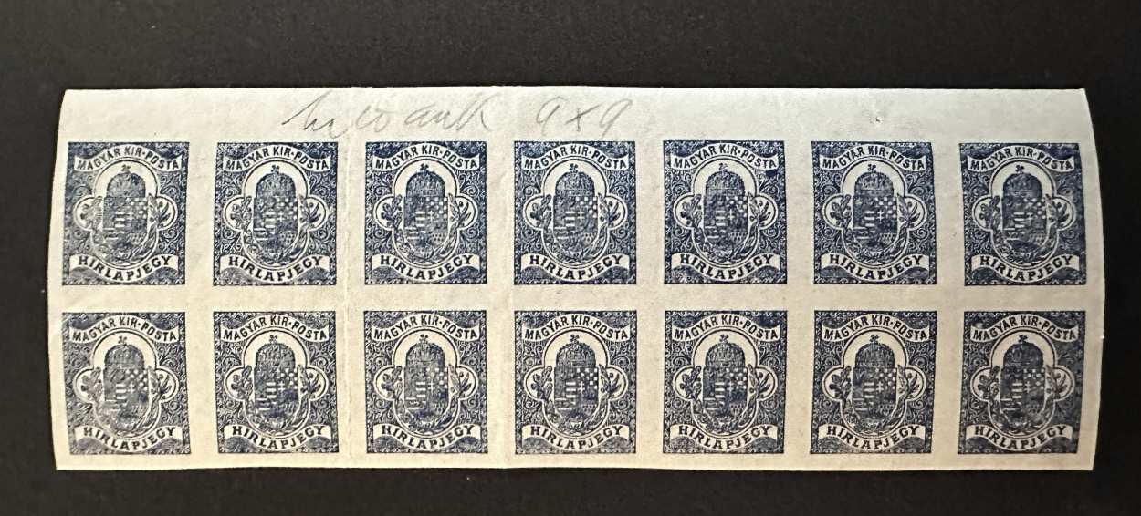 1920-22 HIRLAPBÉLYEG MAGYAR POSTATISZTA BÉLYEG 14-ES TÖMB, IVSZÉLES **