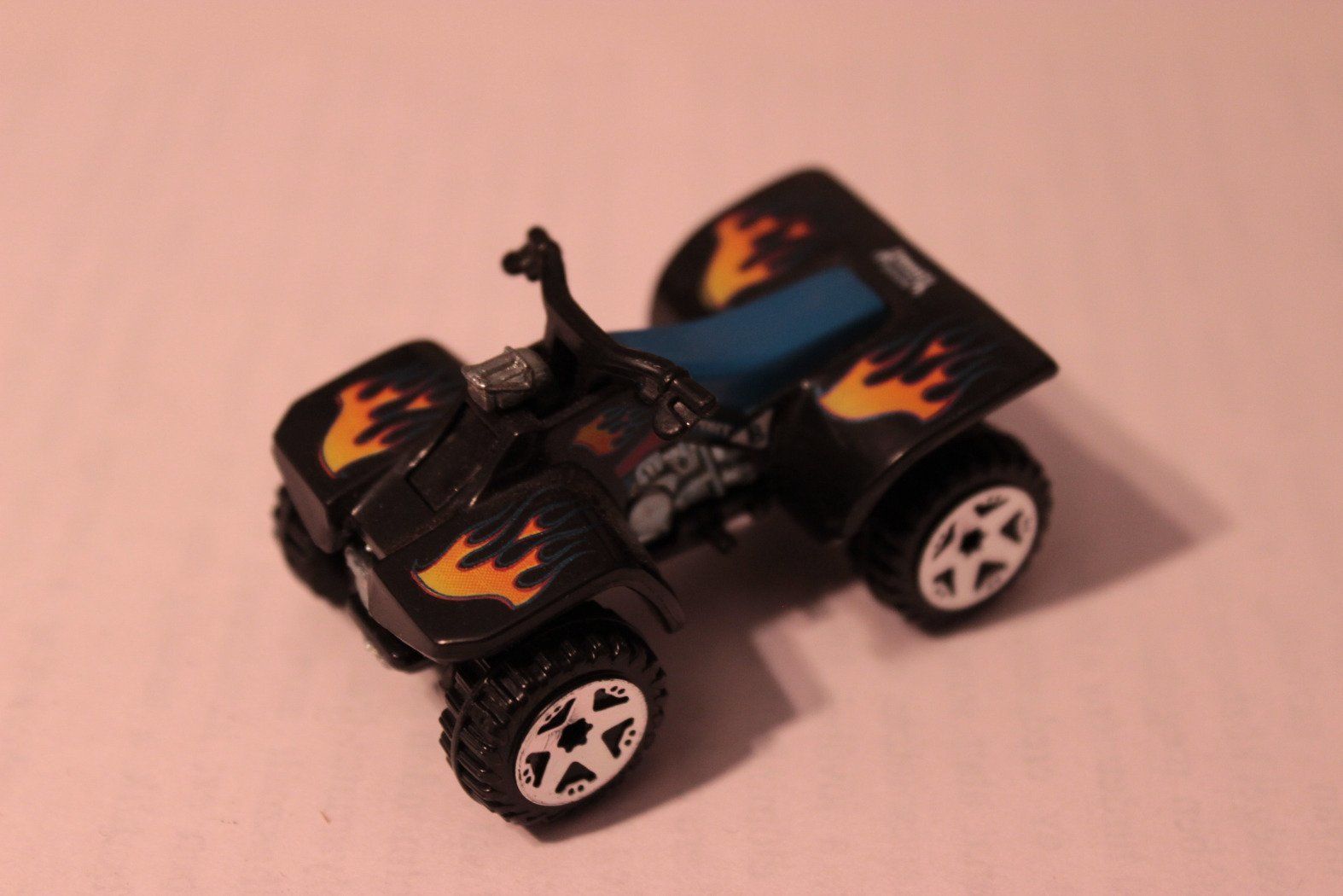 Hot wheels extrém autók, 5 db