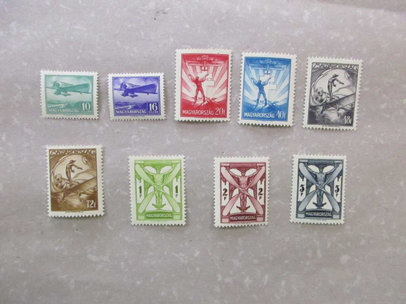 1933.   Repülő (II.)**