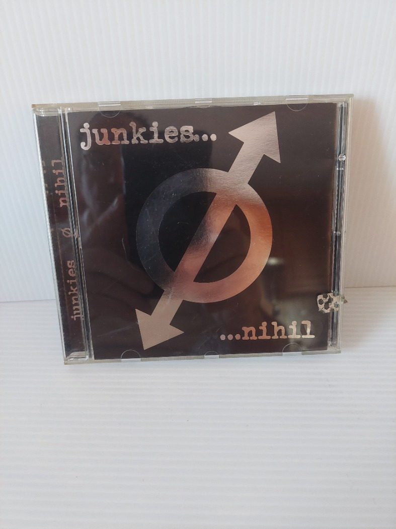 Junkiess -nihil cd 1997' Magneoton