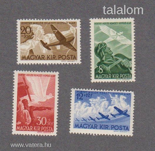 1942. Repülő alap