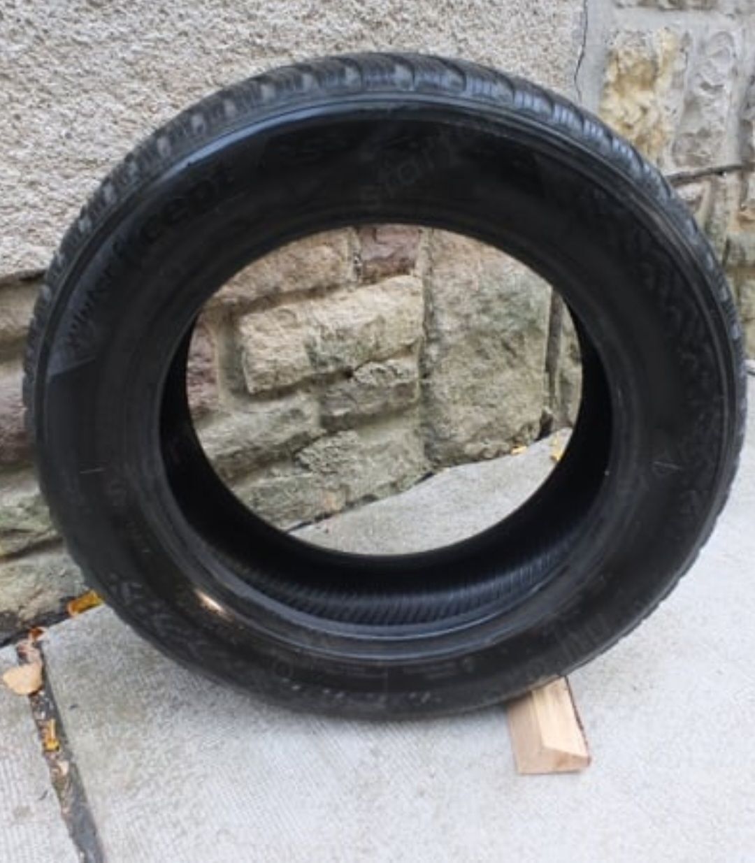 Hankook téligumi eladó