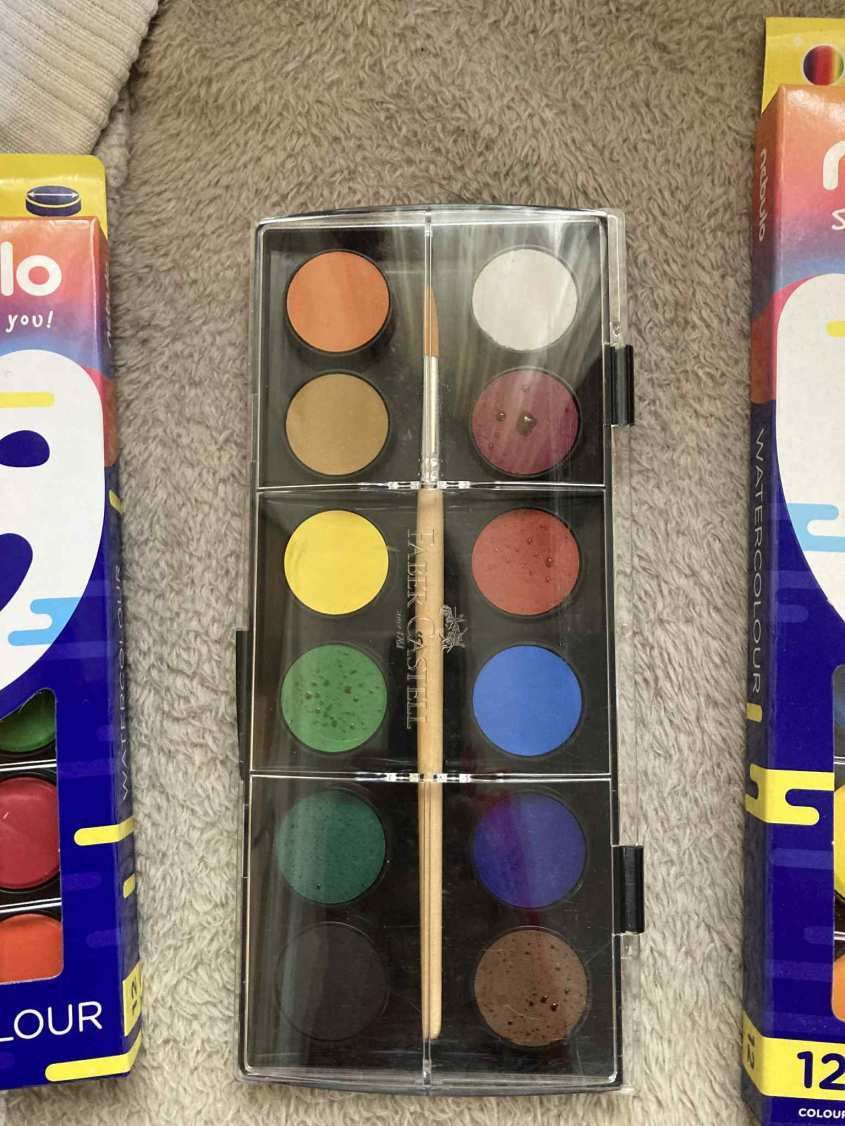 AKCIÓS ÁR! ** Nebulo 23 mm-es 12db-os vízfesték készlet *** Teljesen új!