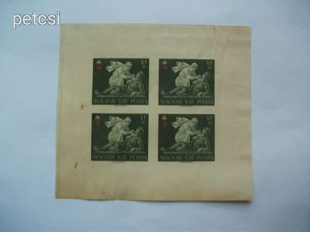 Magyar bélyeg / kisív vöröskereszt II. 8 f+1 P kisív 1942 vágott 1.
