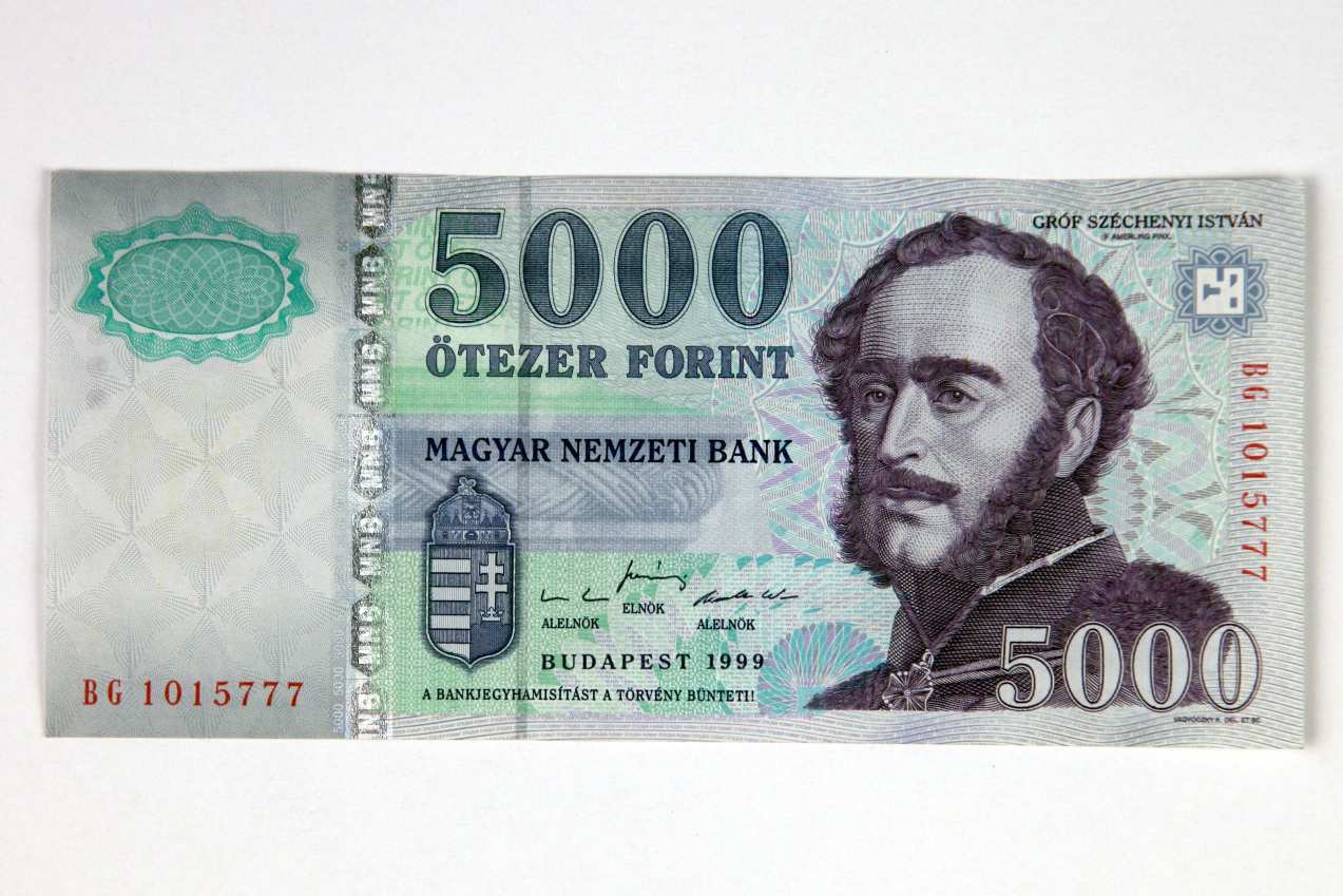 Ötezer forint - 1999