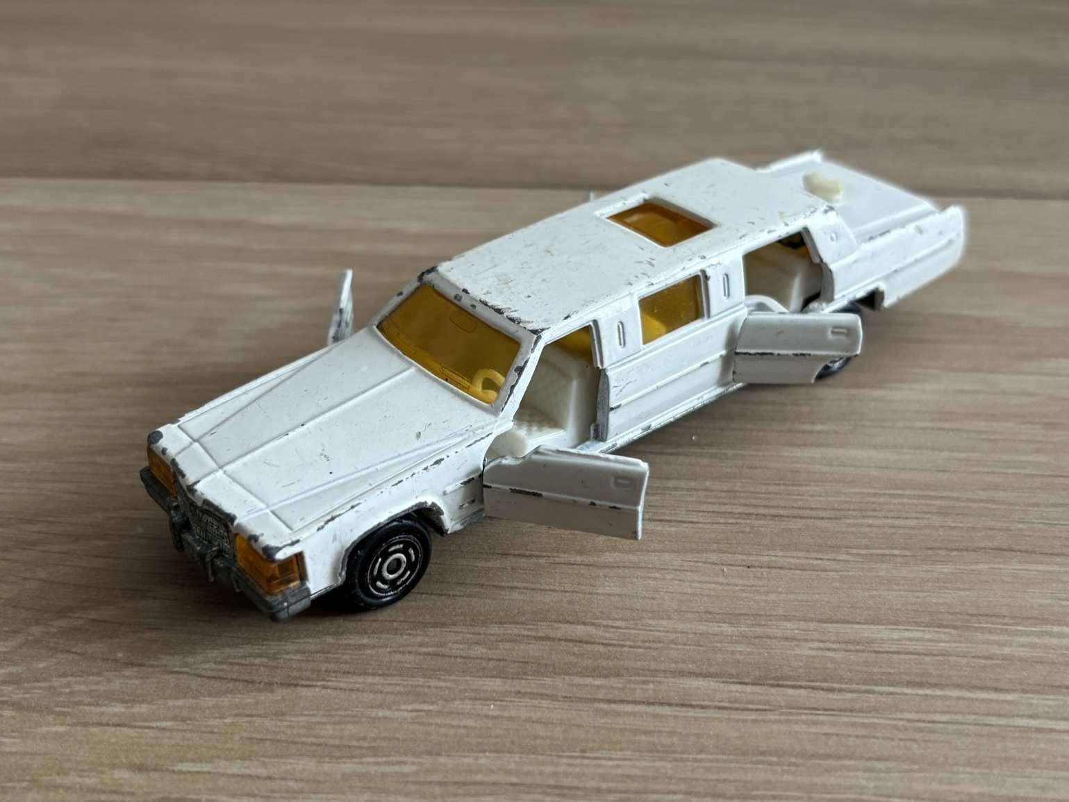 Majorette Cadillac Limousine