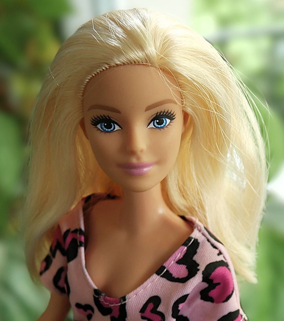 Barbie baba - Mattel  2015