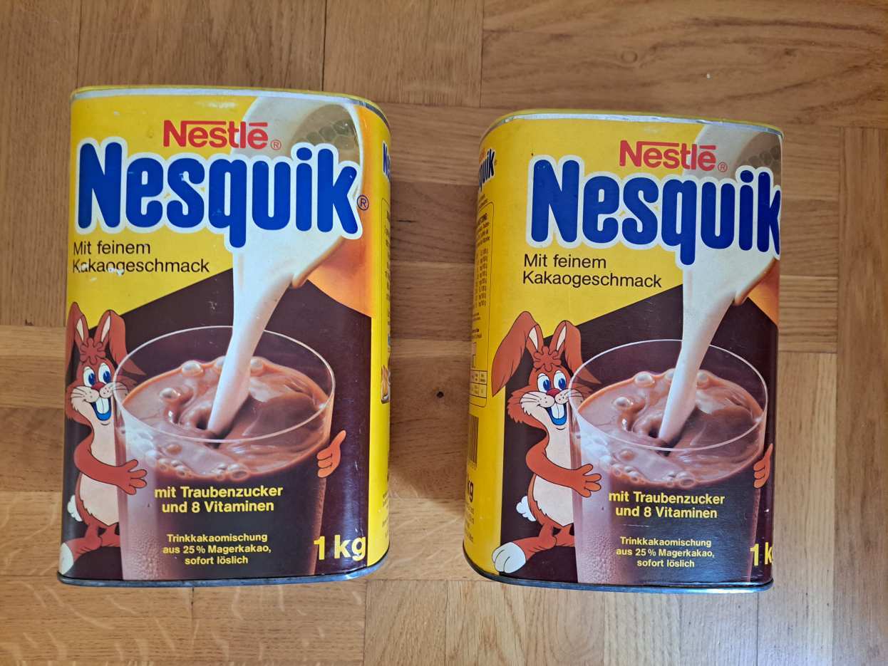 2 db régi retró Nesquick doboz