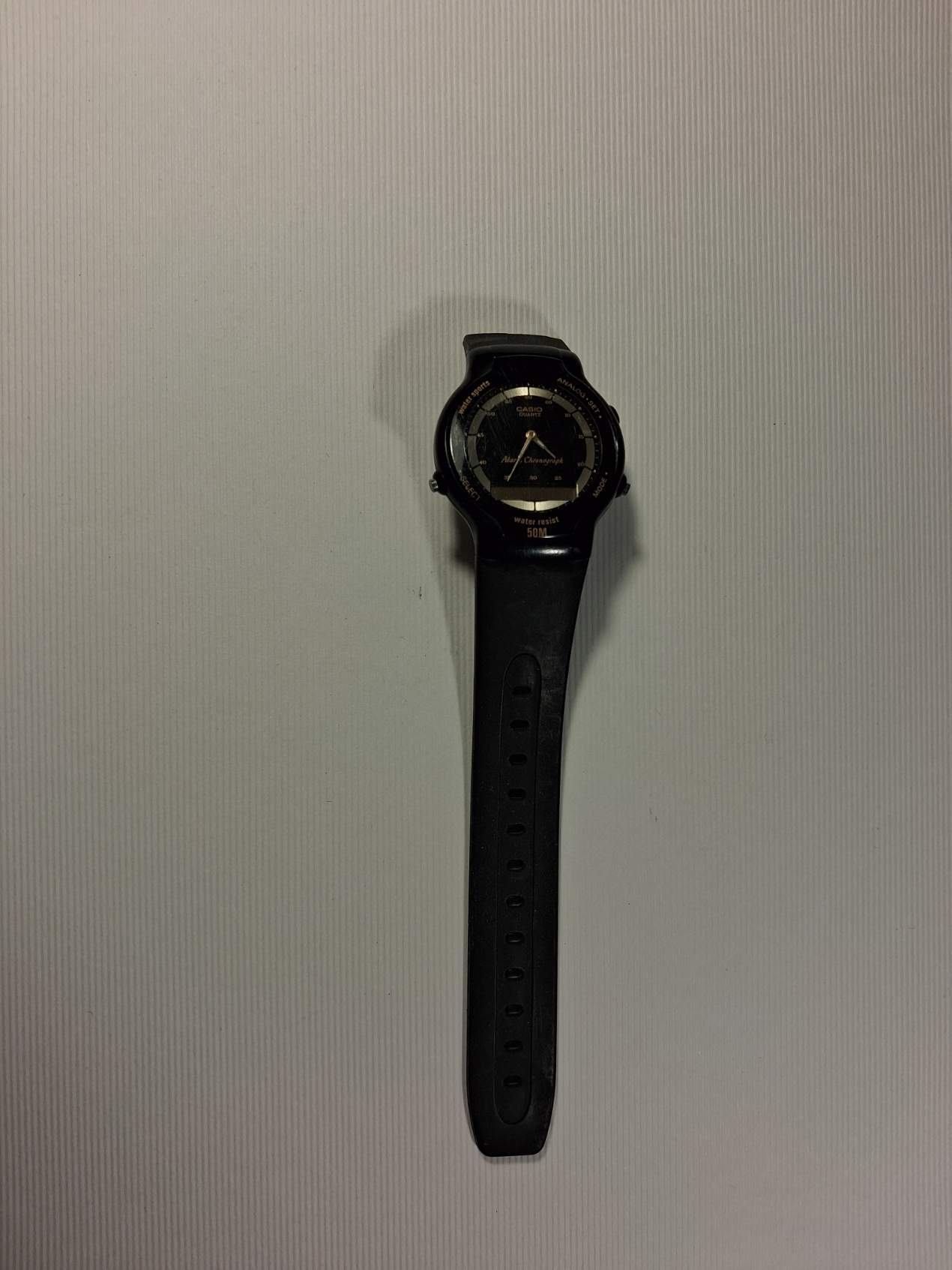 W 193. Casio férfi karóra