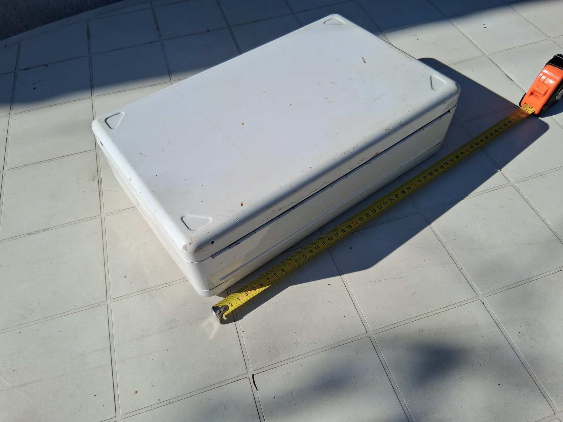 vas kazetta kis láda