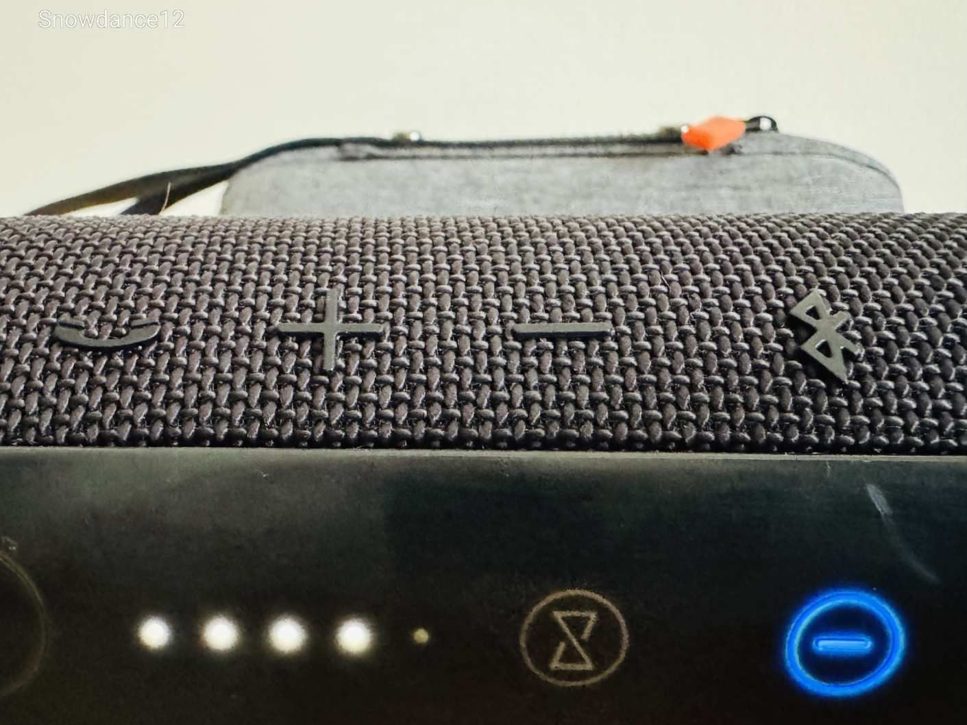 JBL Flip 3 Bluetooth hanszóró
