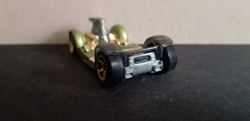 Hot Wheels - Flattery